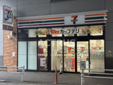 セブンイレブン JR鶴ヶ丘駅前店の画像