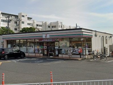 セブンイレブン吉川木売新田店の画像