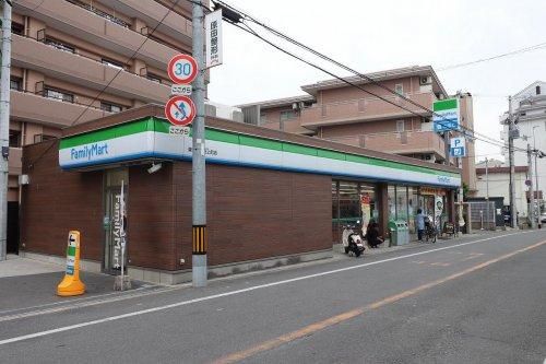 ファミリーマート 東大阪稲田上町店の画像