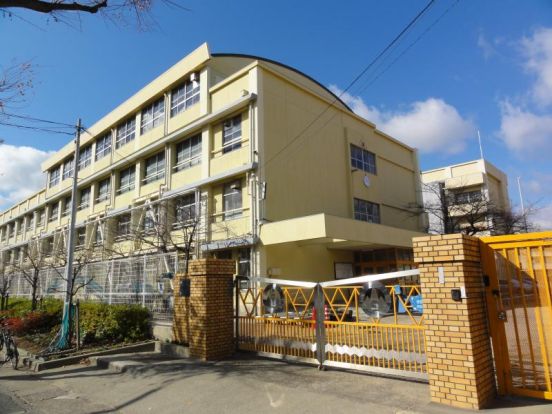 神戸市立神陵台小学校の画像