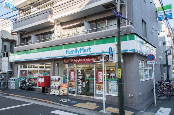 ファミリーマート 西大井四丁目店の画像