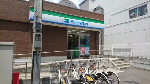 ファミリーマート 板橋高島平団地前店の画像