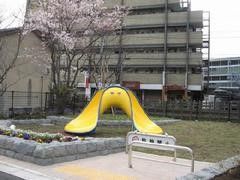 世田谷電車のみえる公園の画像