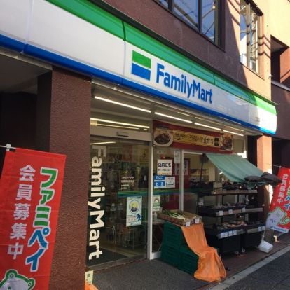 ファミリーマート 松陰神社駅前店の画像