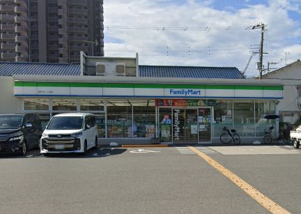 ファミリーマート 背戸口一丁目店の画像