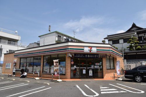 セブンイレブン多摩落合6丁目店の画像