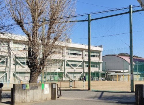 横須賀市立山崎小学校の画像