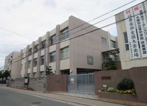 大阪市立菫中学校の画像