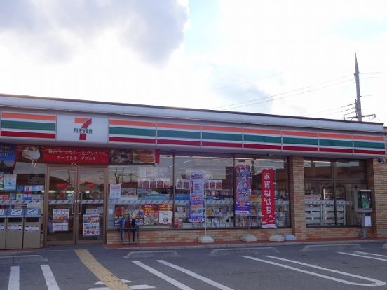 セブンイレブン 明石大久保町松陰店の画像