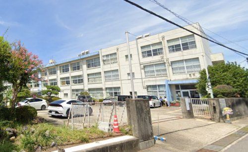 扶桑町立高雄小学校の画像