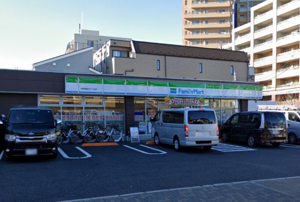 ファミリーマート葛飾鎌倉三丁目店の画像