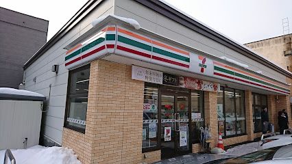 セブンイレブン 札幌北1条東12丁目店の画像