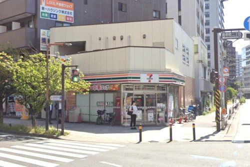 セブンイレブン 川崎柳町東店の画像