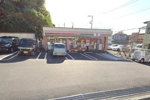 セブンイレブン 横浜鶴見東寺尾3丁目店の画像