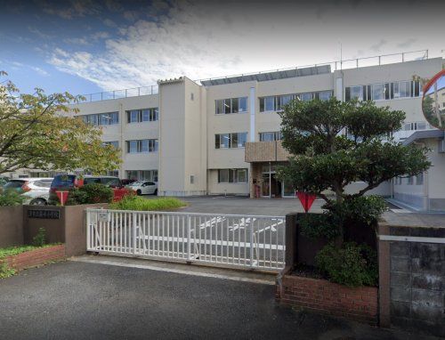 津市立藤水小学校の画像