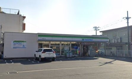 ファミリーマート 小倉緑ヶ丘店の画像