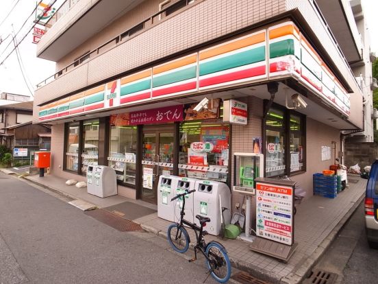 セブンイレブン　千葉本町店の画像