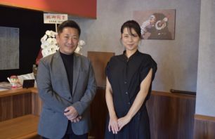 吉岡美穂さんがご来店くださいました。