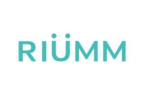 RIUMM 株式会社