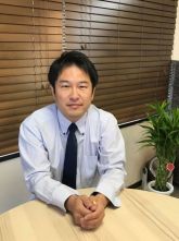 業界年数２１年の代表の渡邉でございます。